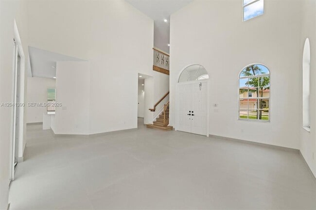 Building Photo - 3040 SW 44th Ct
