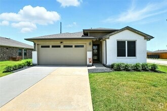 Building Photo - 14602 Sweetwater Dr