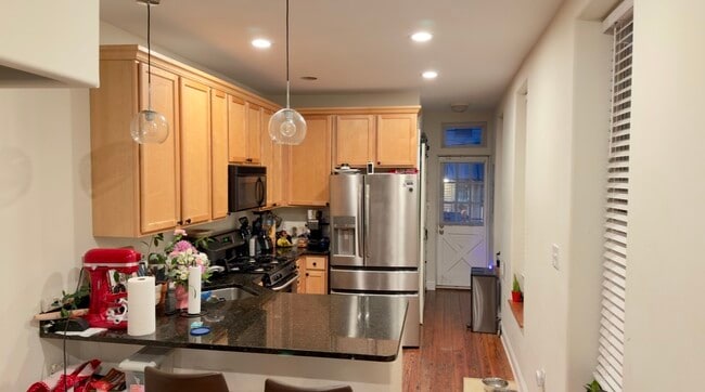 Building Photo - 1504 Marshall St