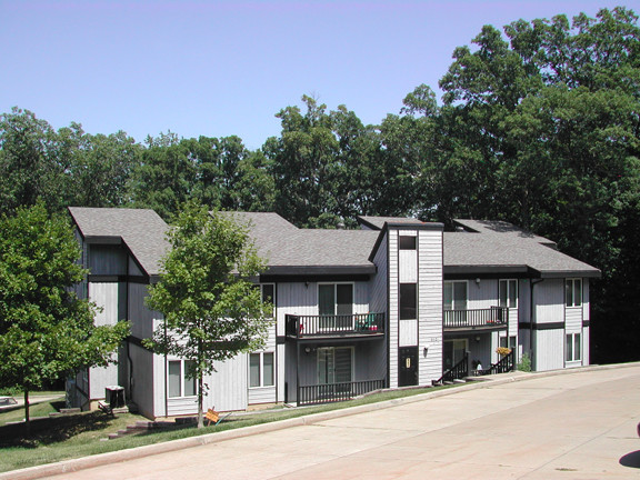 Primary Photo - 617 Woodlander Rd
