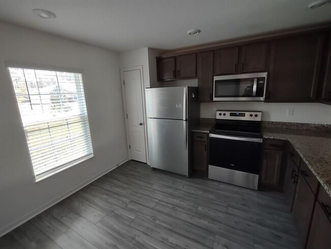 Building Photo - 13 Riviere Ln