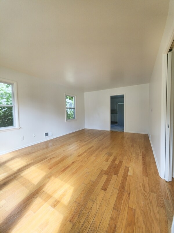 Foto del edificio - 127 Lawrence St NE