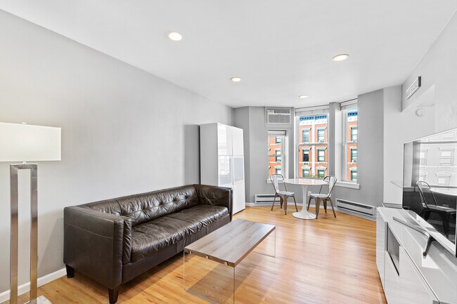 Foto del edificio - 1315 Washington St