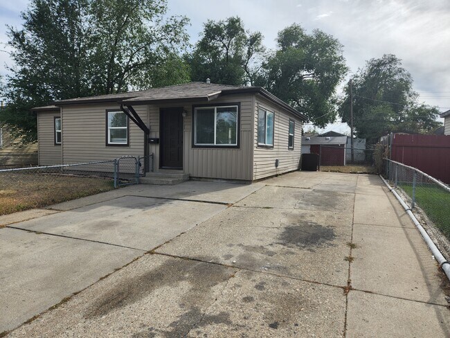 Photo - 4235 W 5615 S House