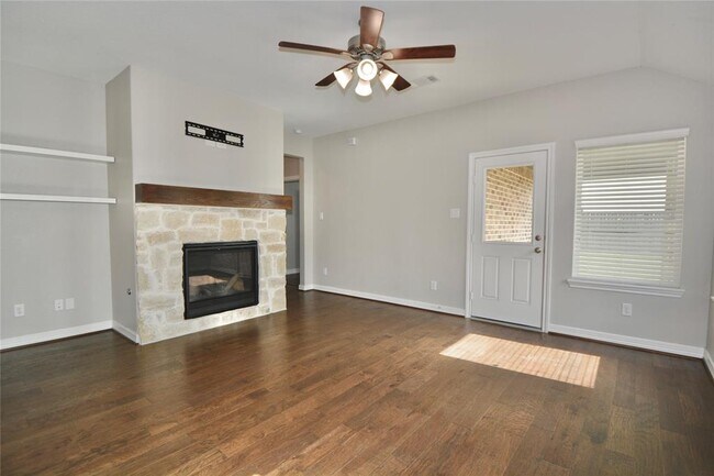 Building Photo - 26322 Stonedale View Dr