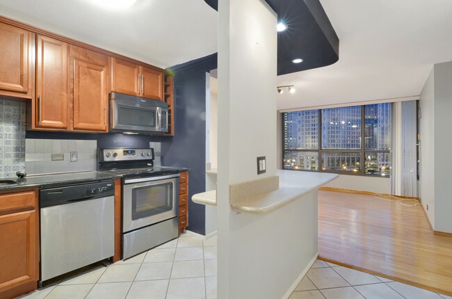 Building Photo - 405 N Wabash Ave
