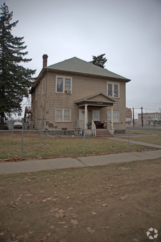 202 S Naches Ave, Yakima, WA 98901 202 S Naches Ave Yakima, WA