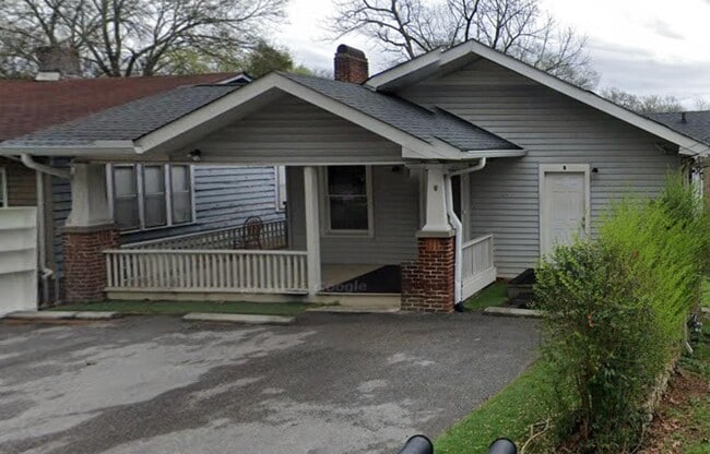 Building Photo - 112 S Seminole Dr