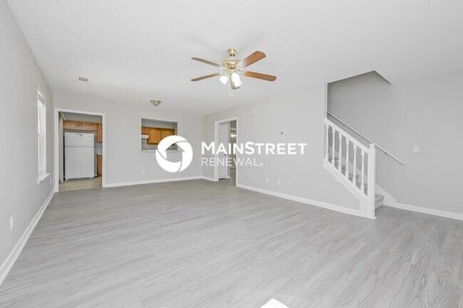 Foto del edificio - 4 Bedroom Pet-Friendly Home in Union City,...