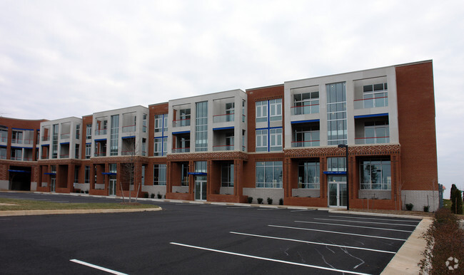 Building Photo - Abington Place