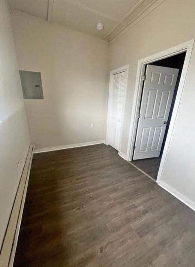 Foto del edificio - 1525 S Walnut St