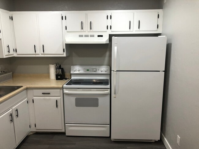 Building Photo - 44 S 1450 W