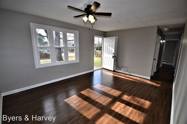 Building Photo - 3 br, 1 bath House - 26 Hayes Street