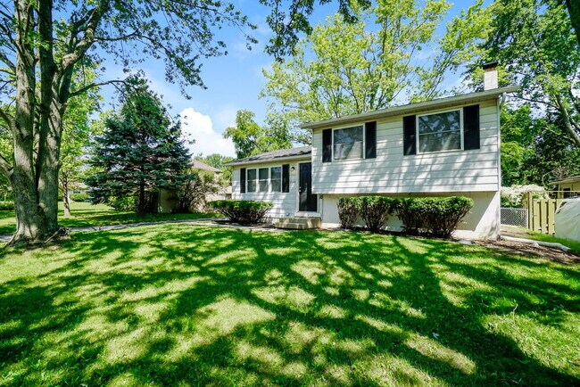 Foto del edificio - 5148 Cherry Creek Pkwy N