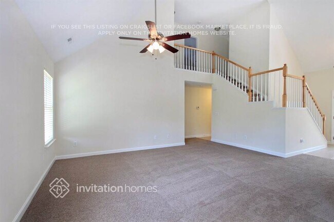 Foto del edificio - 1124 Crowders Woods Dr