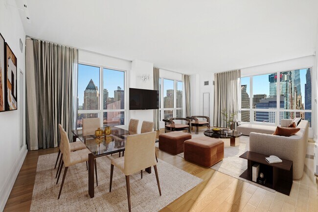 Foto del edificio - 350 W 42nd St