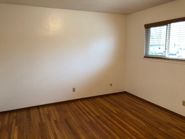 Foto del edificio - 4101 Newell Street