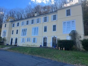 Building Photo - 134 High Rd