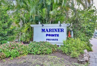 Building Photo - 760 Sextant Dr