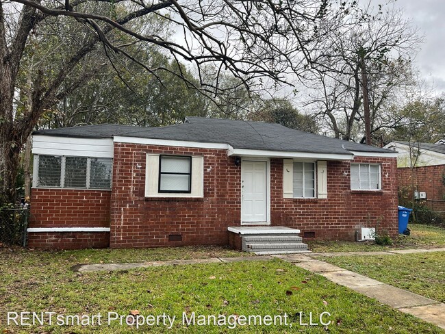 2 br, 1 bath House - 922 Harbison Drive photo'