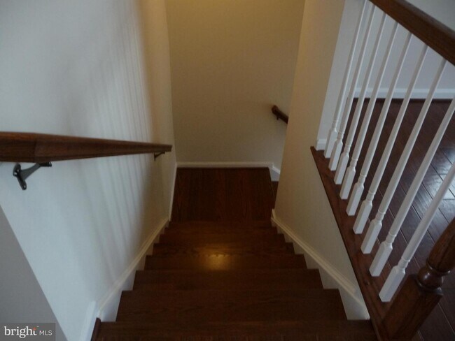 Building Photo - 2888 Findley Rd