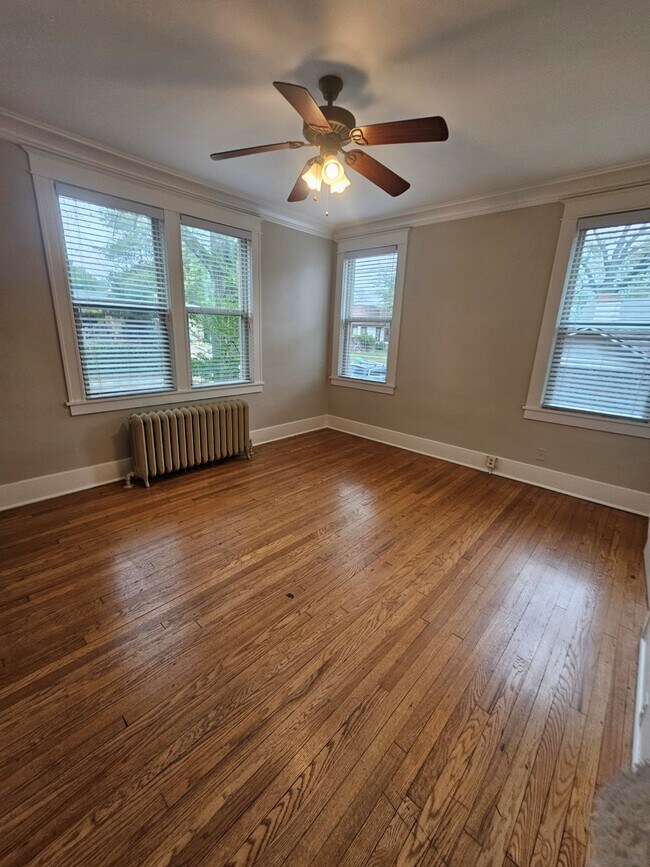 Foto del edificio - 212 S Willett St