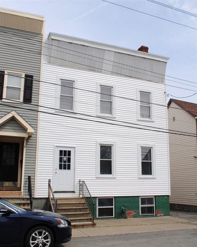 7 Corning St Unit Apt 1, Albany, NY 12205 Apartment for Rent in