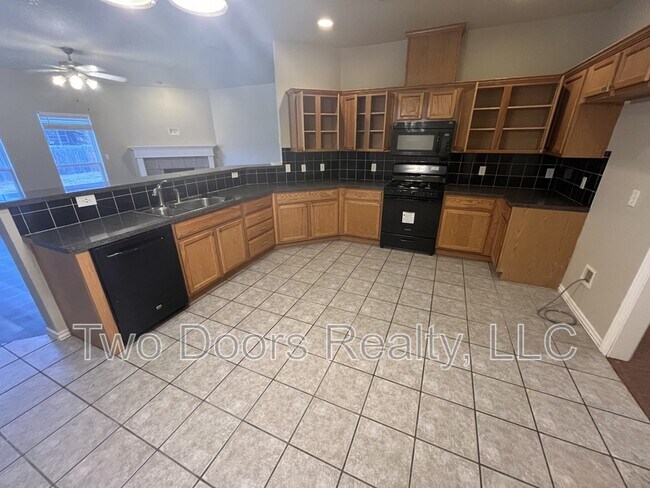 Foto del edificio - 2321 SW 94th St