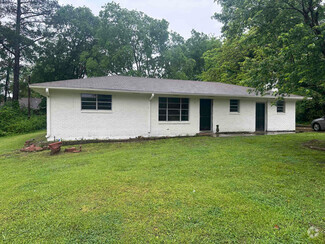 Building Photo - 2107 Bryan Dr