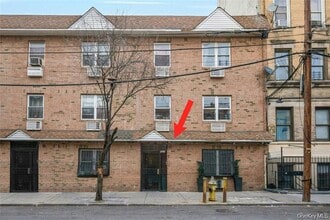 Building Photo - 523 E 148th St