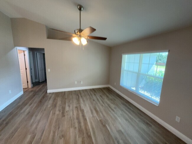 Foto del edificio - 7110 N Westbrook Way