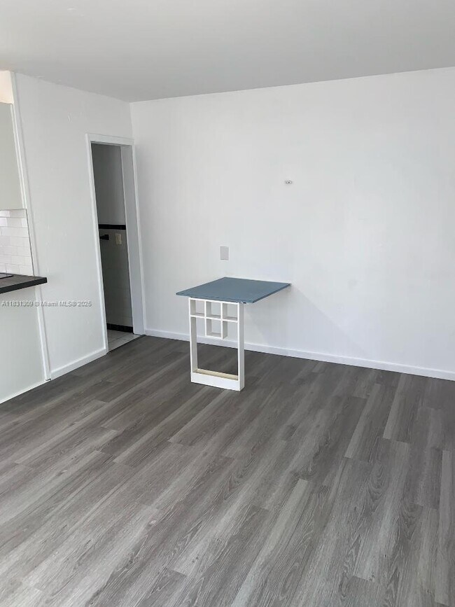 Foto del edificio - 2123 Wilson St