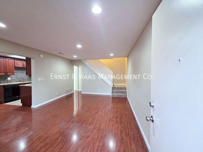 Foto del edificio - 16806 Sierra Vista Way