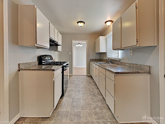 Foto del edificio - 1731 New Hampshire St