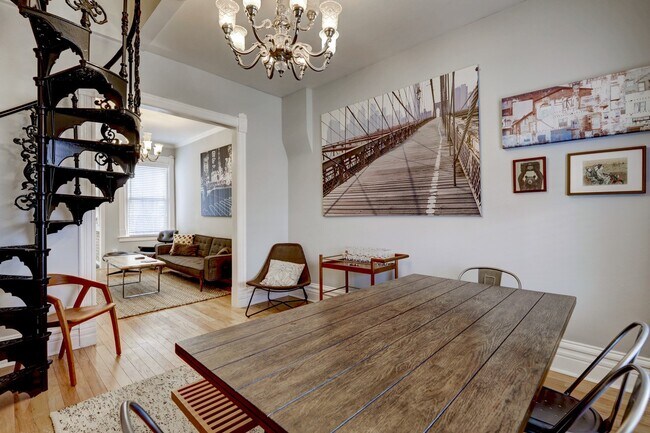 Foto del edificio - 1024 Kalamath St.