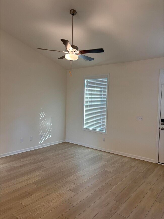 Foto del edificio - 370 Acorn St