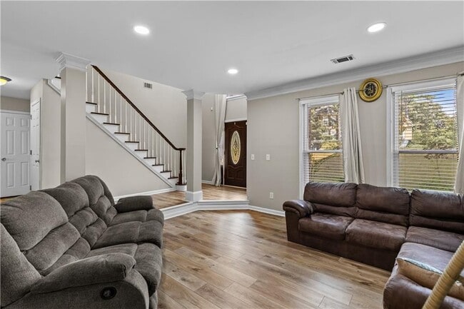 Building Photo - 2238 Roseberry Ln