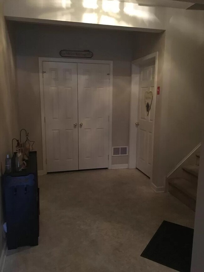 Foto del edificio - 516 Liberty Cir
