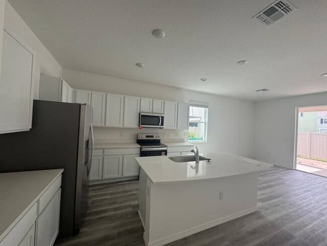 Foto del edificio - 17257 Bigleaf Mahogany Ln