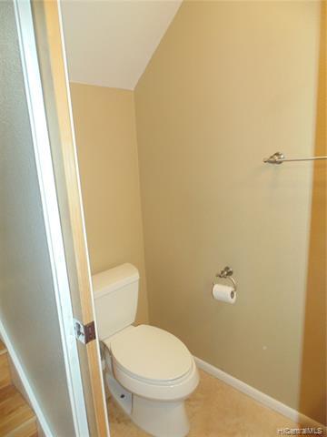 Building Photo - 98-1429-1429 Kaahumanu St