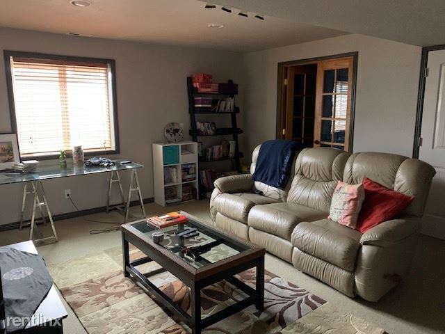 Foto del edificio - 4 br, 4 bath House - 2209 Sunbury Ln