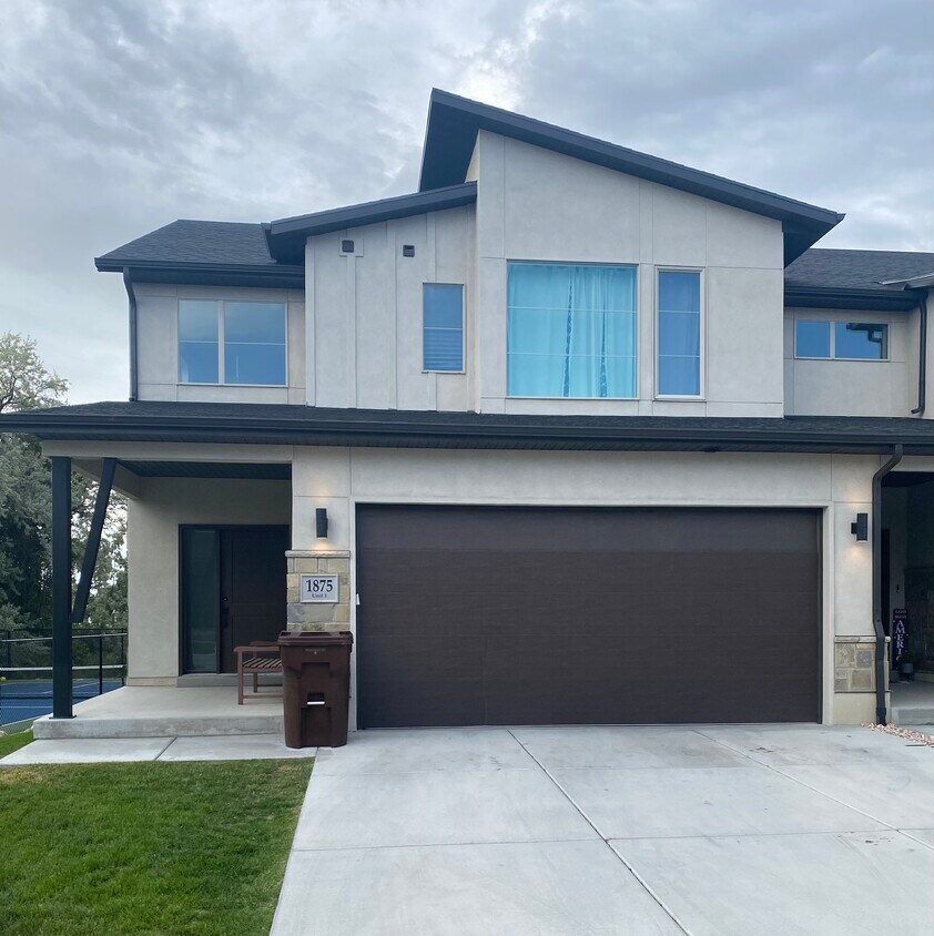 1875 S Courtney Way, West Haven, UT 84401 Townhouse for Rent in West