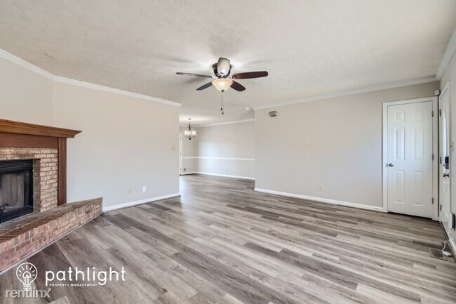 Building Photo - 3 br, 2 bath House - 101 Hidden Forest Dri...