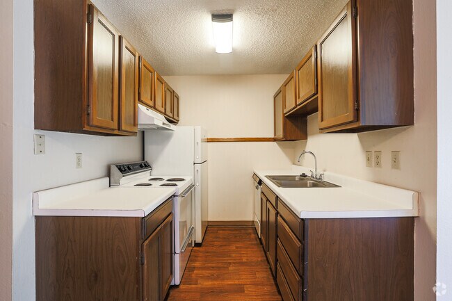 1 habitación, 1 baño, 685 pies cuadrados, cocina - Villa West