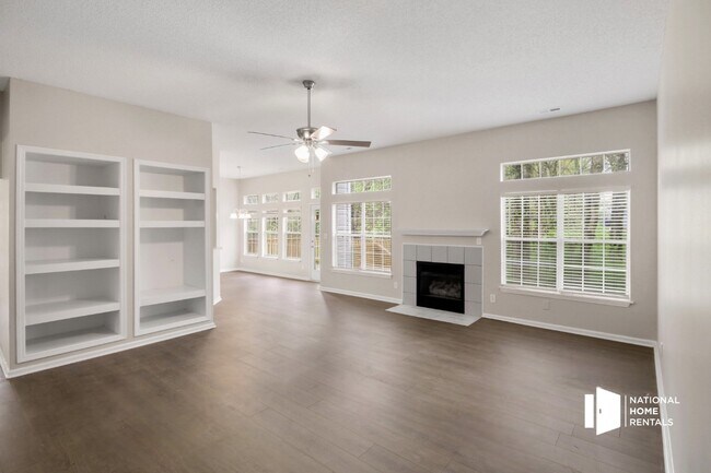 Foto del edificio - 11834 Mourning Dove Ln