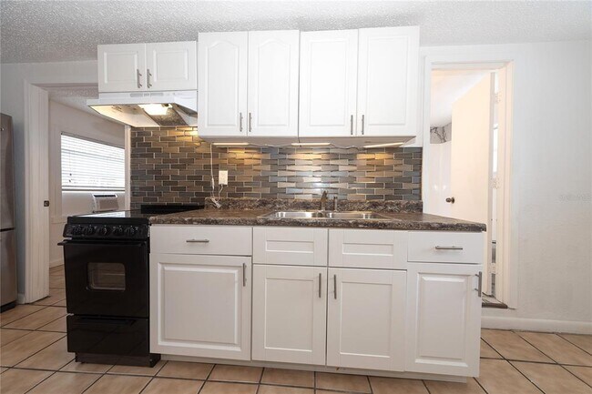 Foto del edificio - 620 25th St W