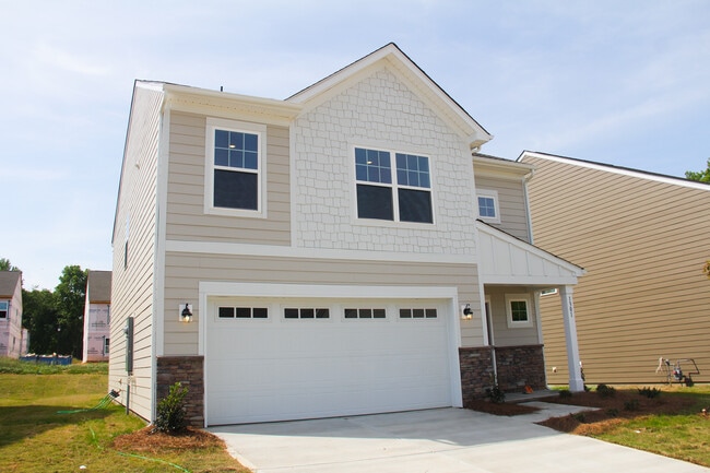 Building Photo - 2815 Secrest Shortcut Rd