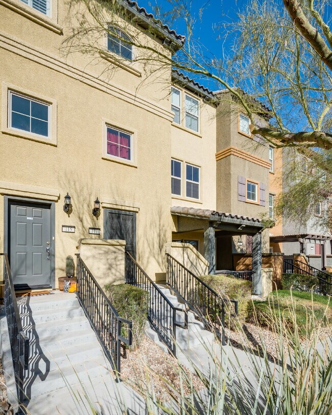 Foto del edificio - 4650 Ranch House Rd