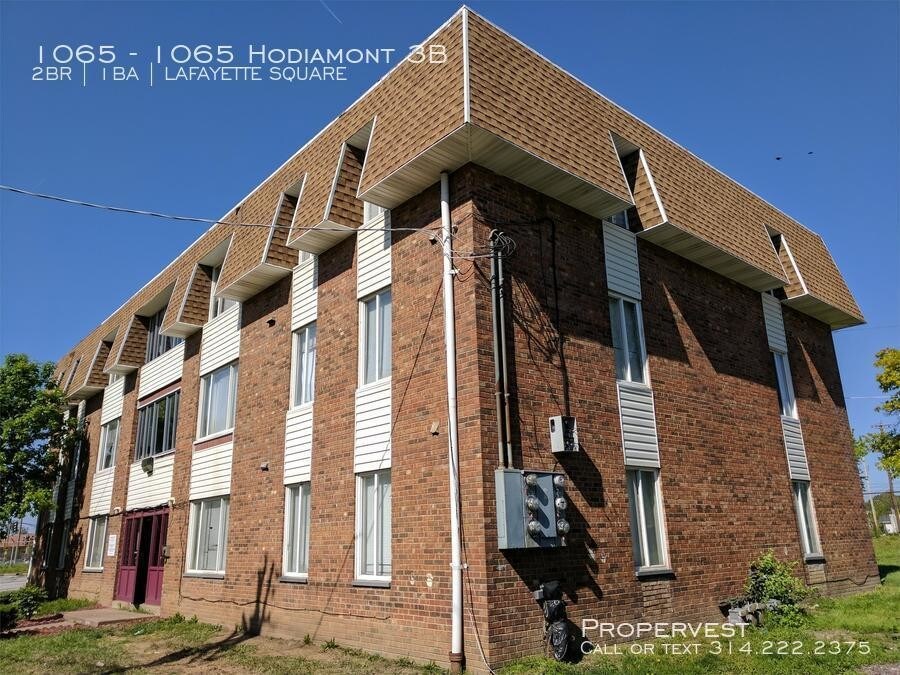 Primary Photo - 1065 St Louis Ave