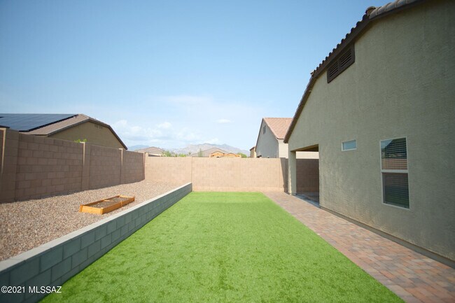 Building Photo - 3462 W Ringtail Den Way